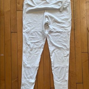 IAB I am Becoming - NWT Soho Moto Leggings - XL white